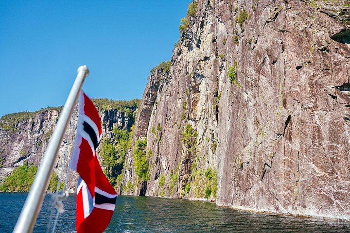 Schilderachtige fjordcruise door Noorse bergen en fjorden nabij Bergen, foto 10 | wizardtrip