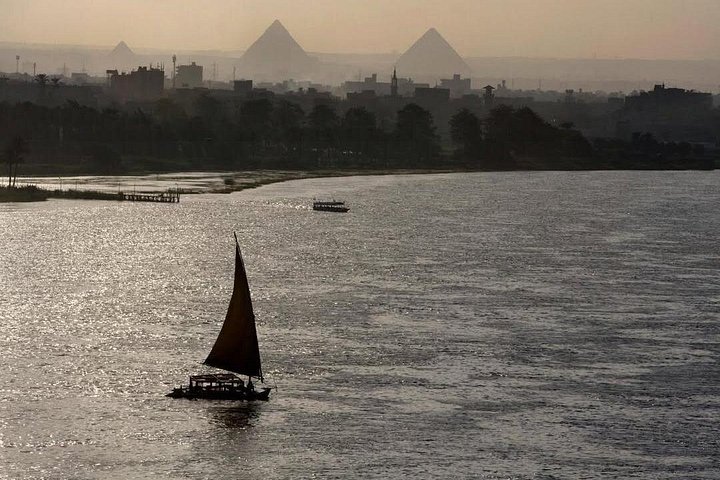 Explora las icónicas Pirámides de Egipto, la Esfinge, el Gran Museo Egipcio y disfruta de un paseo en faluca por el Nilo o visita el bazar, foto 7 | wizardtrip