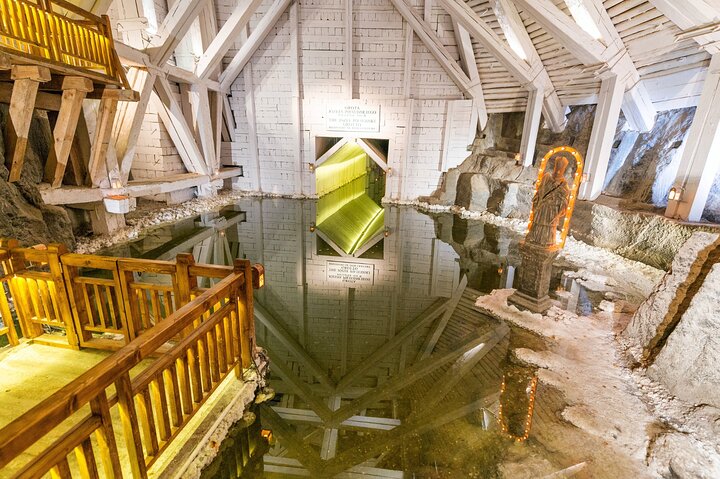 Explore the stunning underground world of the Wieliczka Salt Mine near Krakow, Poland, photo 16 | wizardtrip