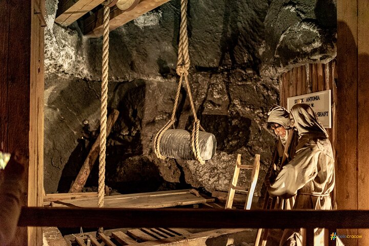 Explore the stunning underground world of the Wieliczka Salt Mine near Krakow, Poland, photo 19 | wizardtrip