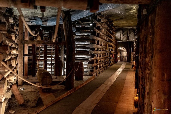 Explore the stunning underground world of the Wieliczka Salt Mine near Krakow, Poland, photo 20 | wizardtrip