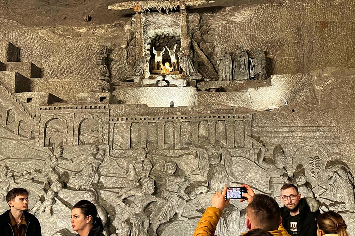 Explore the stunning underground world of the Wieliczka Salt Mine near Krakow, Poland, photo 27 | wizardtrip
