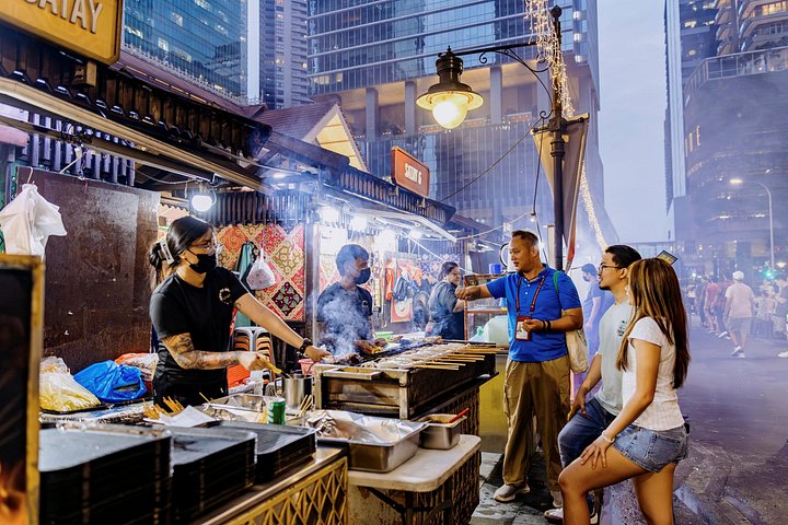 Un tour gastronomico guidato attraverso i vivaci centri hawker di Singapore, che mostra piatti locali e cultura culinaria, foto 10 | wizardtrip