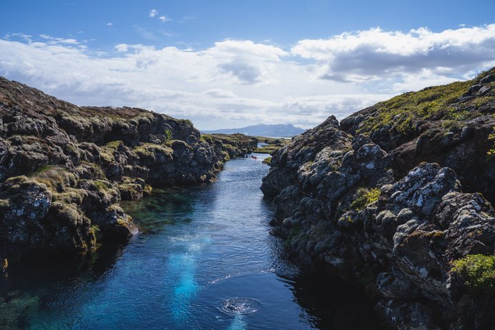 Snorkel in het kristalheldere water van de Silfra-kloof, IJsland, tussen tektonische platen, foto 20 | wizardtrip