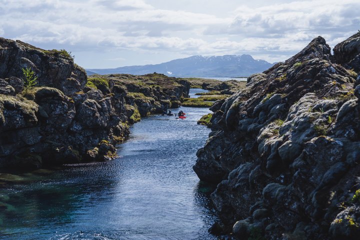 アイスランドのシルフラ割れ目の透き通った水で、大陸間をシュノーケリング、写真20 | wizardtrip