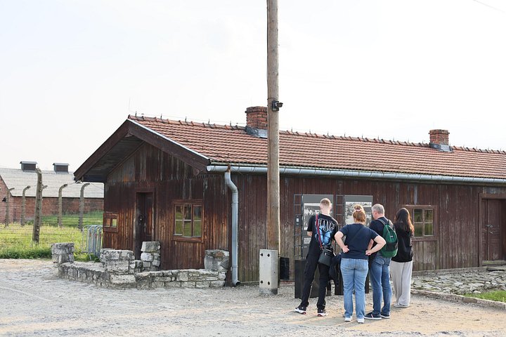 Guided tour of Auschwitz-Birkenau Memorial and Museum from Krakow with hotel pickup, photo 21 | wizardtrip