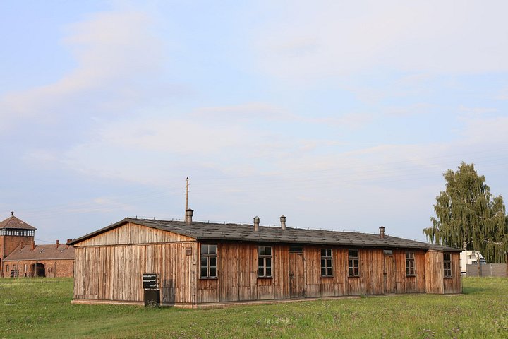 Guided tour of Auschwitz-Birkenau Memorial and Museum from Krakow with hotel pickup, photo 27 | wizardtrip