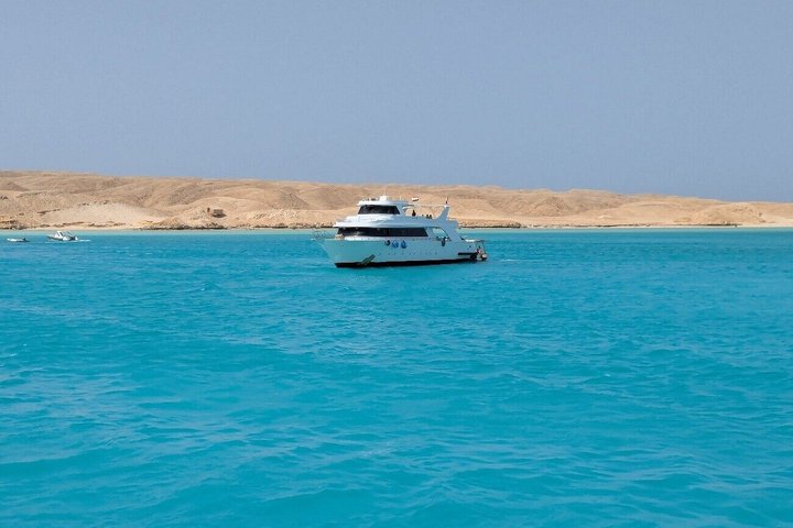 Cruzeiro de iate de luxo para as ilhas Orange Bay e Hula Hula a partir de Hurghada, Egito, foto 34 | wizardtrip