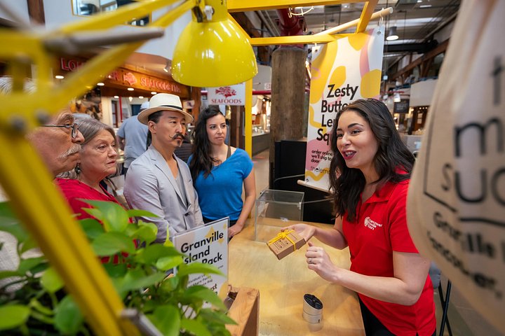 バンクーバーのグランビルアイランドマーケットの多様な食の提供を探索するガイド付きフードツアー、写真10 | wizardtrip