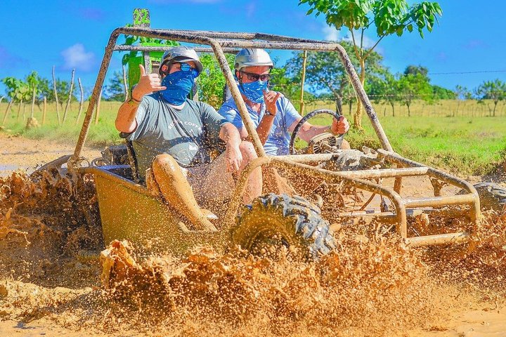Aventure VTT et Buggy avec Grotte d'Eau et Plage à Punta Cana | wizardtrip