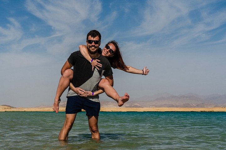 Erkunden Sie die atemberaubenden Korallenriffe, einzigartigen geologischen Formationen und kristallklaren Gewässer des Ras Mohammed Nationalparks auf einer geführten Tour ab Sharm El Sheikh, Foto 42 | wizardtrip