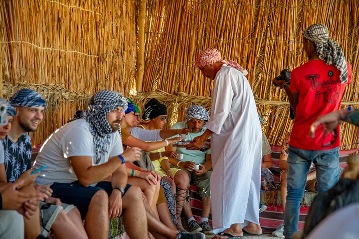 Aventura de quadriciclo e passeio de camelo no deserto de Sharm El Sheikh com vistas para a Montanha do Eco, foto 7 | wizardtrip