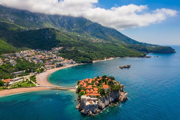 Dagstur fra Tirana til Montenegros kyst, besøg i Budva og Sveti Stefan, foto 9 | wizardtrip