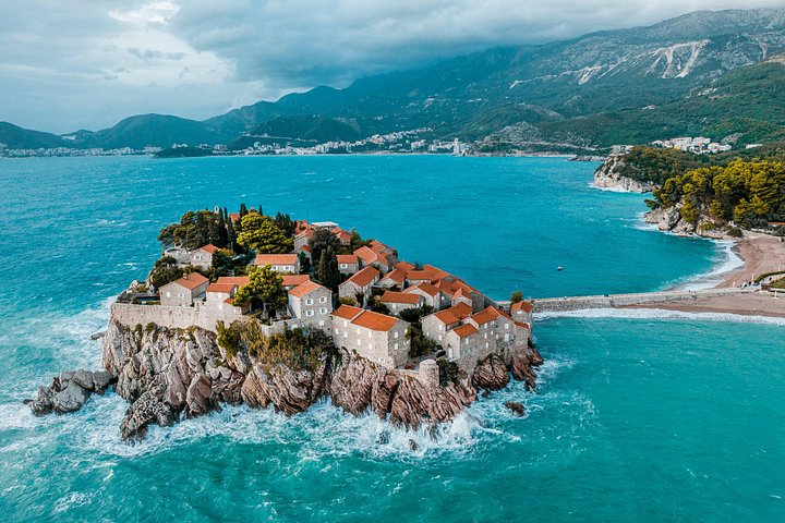 Dagstur fra Tirana til Montenegros kyst, besøg i Budva og Sveti Stefan, foto 16 | wizardtrip