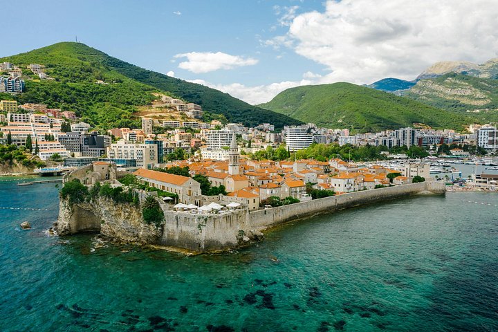 Dagstur fra Tirana til Montenegros kyst, besøg i Budva og Sveti Stefan, foto 30 | wizardtrip