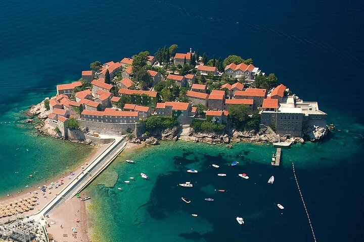 Dagstur fra Tirana til Montenegros kyst, besøg i Budva og Sveti Stefan, foto 32 | wizardtrip