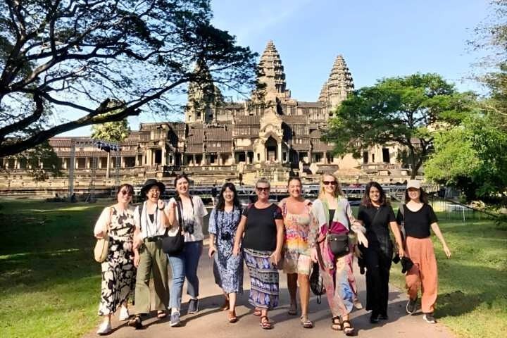 Explore ancient temples and witness a stunning sunset on a small group tour in Siem Reap, Cambodia, photo 15 | wizardtrip