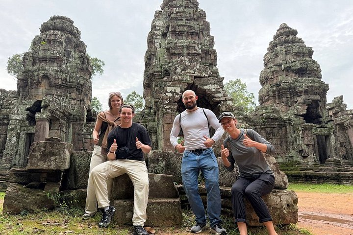 Heldagstur til Banteay Srei og fem andre gamle templer nær Siem Reap, Cambodja, foto 34 | wizardtrip