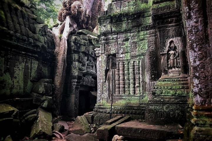 Lever de soleil sur le complexe emblématique du temple d'Angkor Wat à Siem Reap, Cambodge, photo 28 | wizardtrip