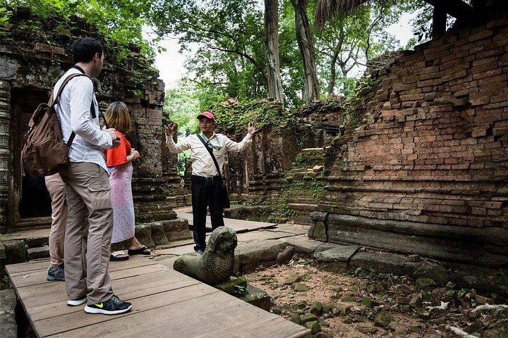 Explore templos camboyanos remotos como Koh Ker y Beng Mealea en un tour guiado de día completo desde Siem Reap, foto 15 | wizardtrip