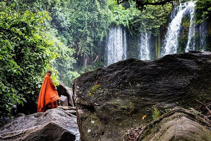 Heldagstur till Phnom Kulen nationalpark, Kambodja, med vattenfall, lingas och Buddhastatyer, foto 11 | wizardtrip
