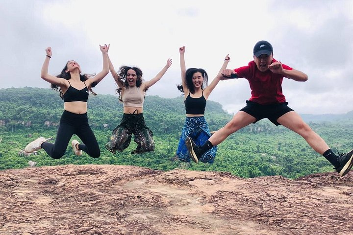 Heldagstur till Phnom Kulen nationalpark, Kambodja, med vattenfall, lingas och Buddhastatyer, foto 16 | wizardtrip