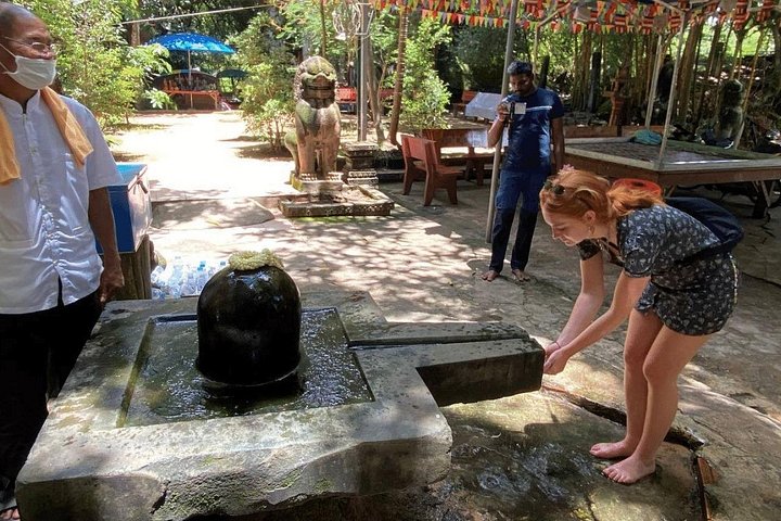 Heldagstur till Phnom Kulen nationalpark, Kambodja, med vattenfall, lingas och Buddhastatyer, foto 19 | wizardtrip