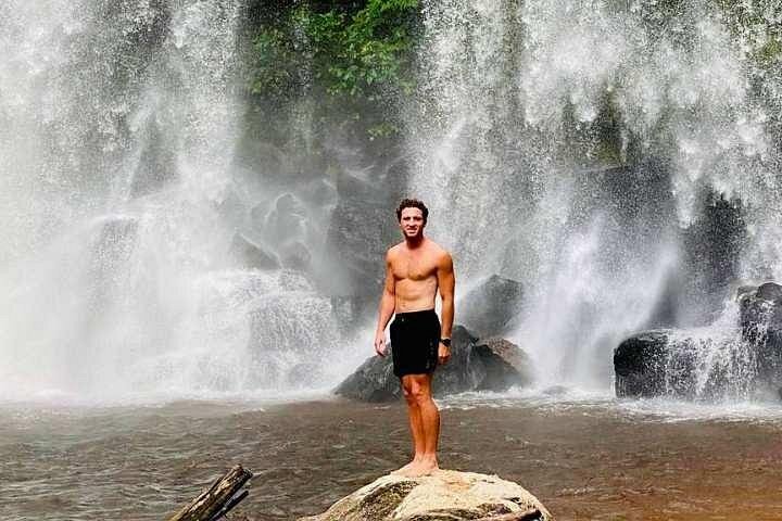Heldagstur till Phnom Kulen nationalpark, Kambodja, med vattenfall, lingas och Buddhastatyer, foto 26 | wizardtrip