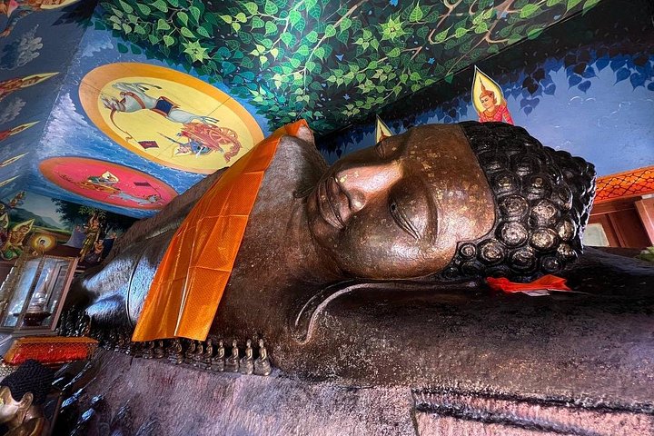 Heldagstur till Phnom Kulen nationalpark, Kambodja, med vattenfall, lingas och Buddhastatyer, foto 30 | wizardtrip