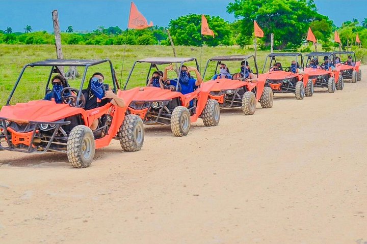 Off-road ATV og Buggy eventyr i Punta Cana, udforskning af landlige stier, en vandgrotte og Macao Strand, foto 15 | wizardtrip