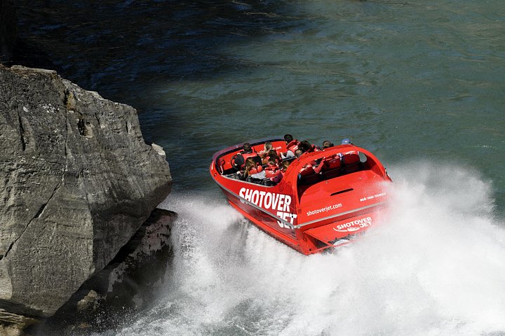 Opplev spenningen med Shotover Jet-RIB-båtturen gjennom Queenstowns fantastiske canyons, foto 14 | wizardtrip