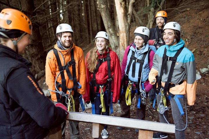 Vivi emozionanti avventure con zipline con viste mozzafiato su Queenstown e sul lago Wakatipu, foto 10 | wizardtrip