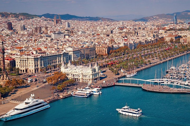 Liten gruppetur av Barcelonas høydepunkter, inkludert Sagrada Familia og Montjuic, foto 8 | wizardtrip
