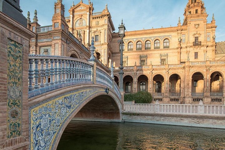 カディス発セビリア寄港地観光ツアー：アルカサル、大聖堂、サンタ・クルス地区、写真7 | wizardtrip