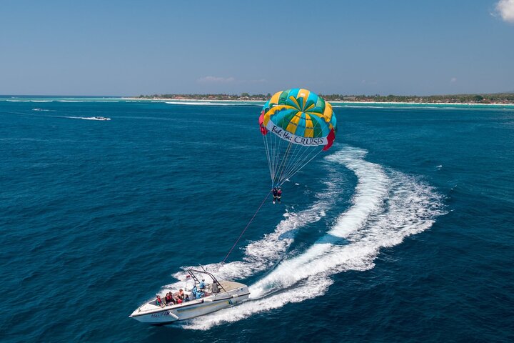 Desfrute de um dia de desportos aquáticos e snorkel num cruzeiro para Nusa Lembongan a partir de Bali, foto 6 | wizardtrip