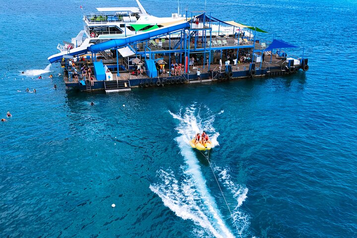 Desfrute de um dia de desportos aquáticos e snorkel num cruzeiro para Nusa Lembongan a partir de Bali, foto 8 | wizardtrip