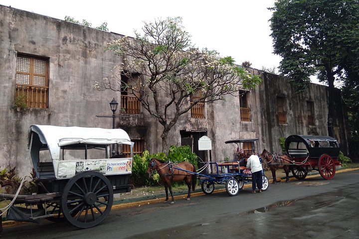Manila sightseeing tour featuring historic Intramuros, San Agustin Church, and Fort Santiago, photo 7 | wizardtrip