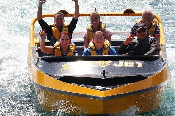 Experience a thrilling jet boat ride on the Waikato River near Taupo, New Zealand, photo 11 | wizardtrip