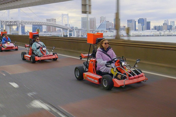 Gokart-eventyr gjennom Tokyos gater, forbi ikoniske landemerker som Tokyo Tower og Rainbow Bridge, foto 9 | wizardtrip