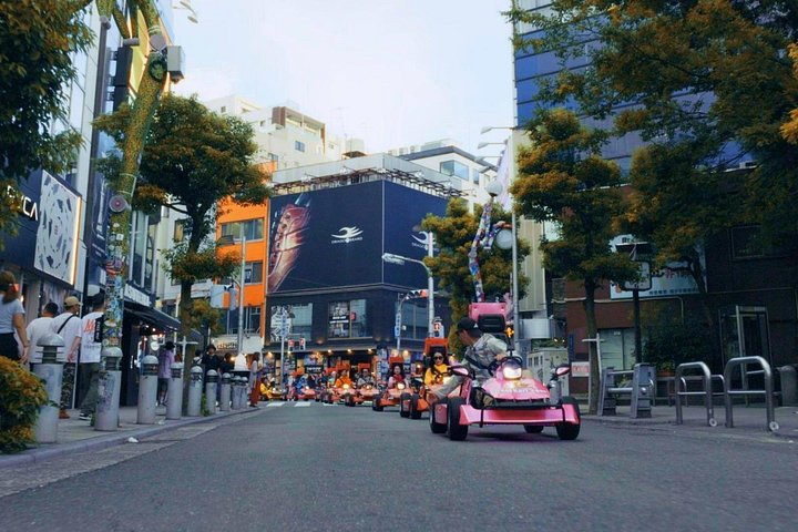 Straat-go-kart tour in Osaka, Japan, met verklede bestuurders die beroemde wijken verkennen, foto 8 | wizardtrip