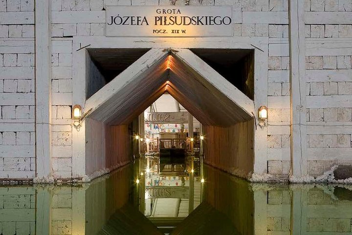 Explore the Wieliczka Salt Mine near Krakow, featuring underground chapels and salt sculptures, photo 19 | wizardtrip