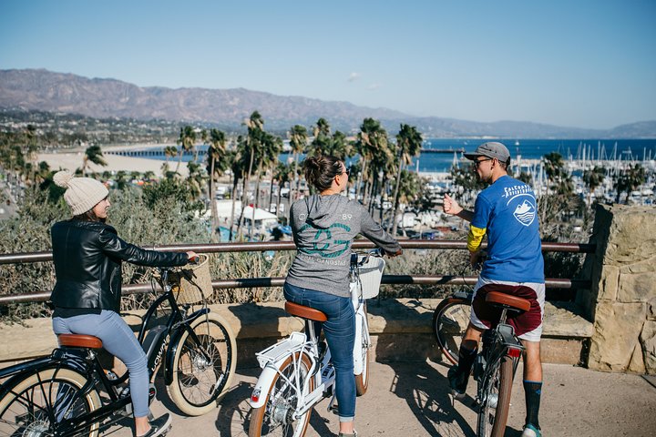 Explorez la côte, les rues et les monuments de Santa Barbara lors d'une visite à vélo électrique, photo 7 | wizardtrip