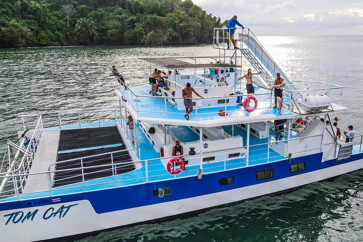 Aventura Ecológica en Catamarán Todo Incluido desde Manuel Antonio | wizardtrip