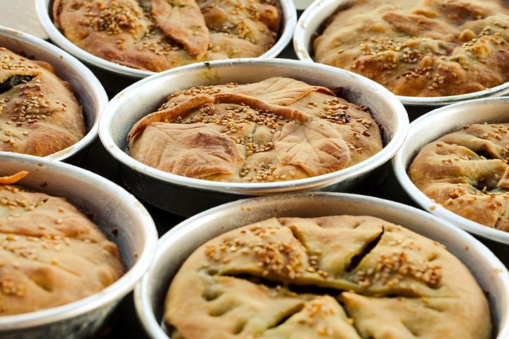 Praktischer griechischer Kochkurs in Athen mit Abendessen auf der Dachterrasse und Blick auf die Akropolis, Foto 12 | wizardtrip