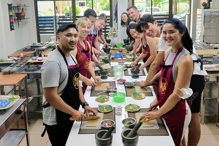 プーケットでの実践的なクラスで、本格的なタイ料理を学び、美味しい料理を作りましょう、写真16 | wizardtrip