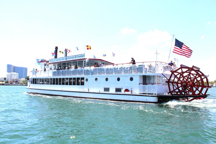 Njut av en kommenterad båttur i Fort Lauderdales kanaler, yachter och kändishem, foto 7 | wizardtrip