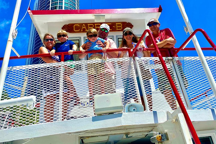 Njut av en kommenterad båttur i Fort Lauderdales kanaler, yachter och kändishem, foto 13 | wizardtrip