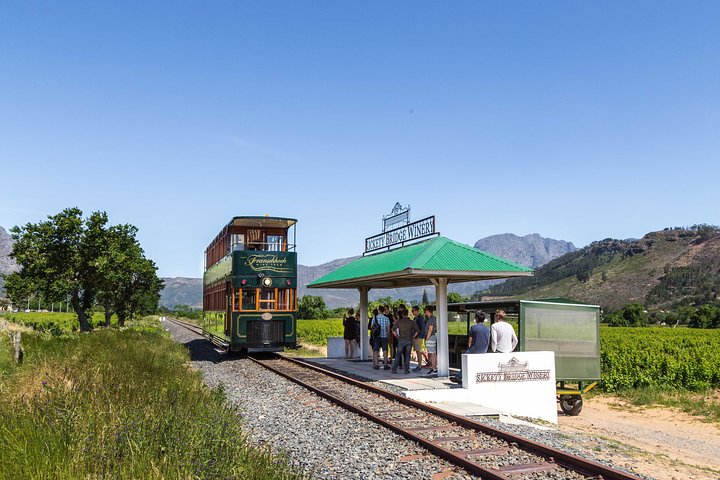 Heldagstur med Franschhoek Hop On Hop Off Wine Tram fra Cape Town | wizardtrip