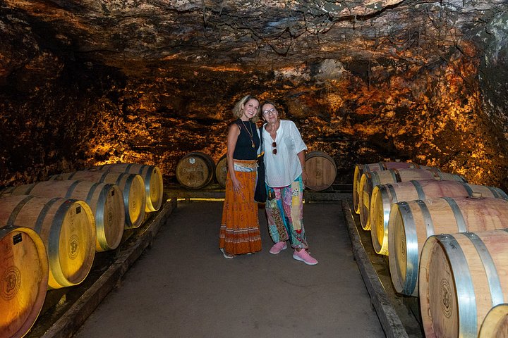 Explore a região vinícola de Madrid com visitas guiadas a quintas locais, provas de vinho e comida regional, foto 20 | wizardtrip
