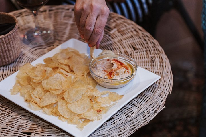 Explore a região vinícola de Madrid com visitas guiadas a quintas locais, provas de vinho e comida regional, foto 45 | wizardtrip
